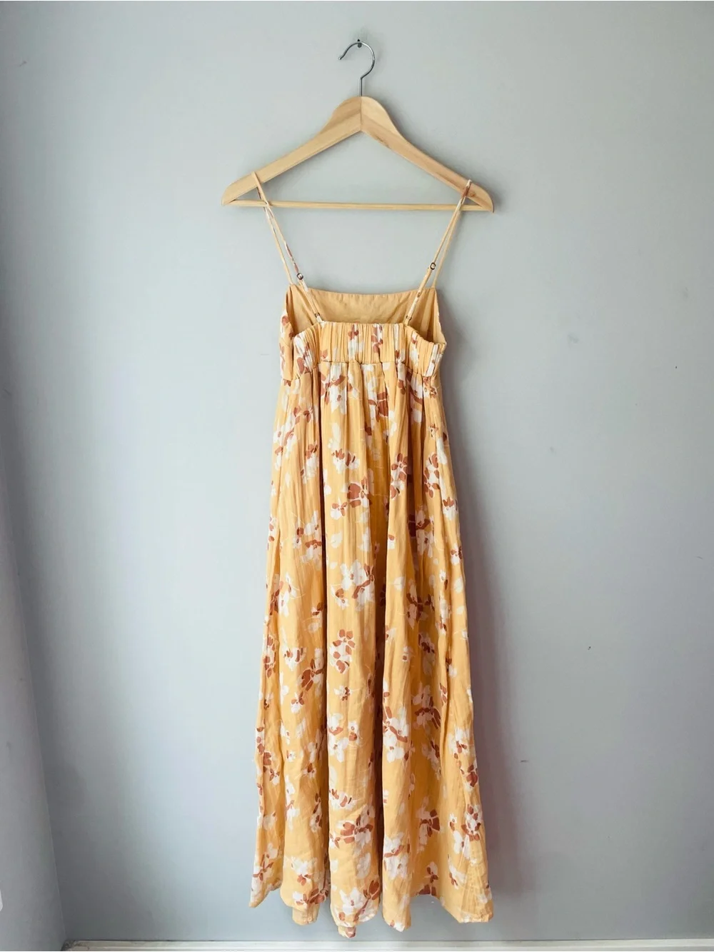 Abercrombie & Fitch Soft Yellow Floral Dress Blogger Fav